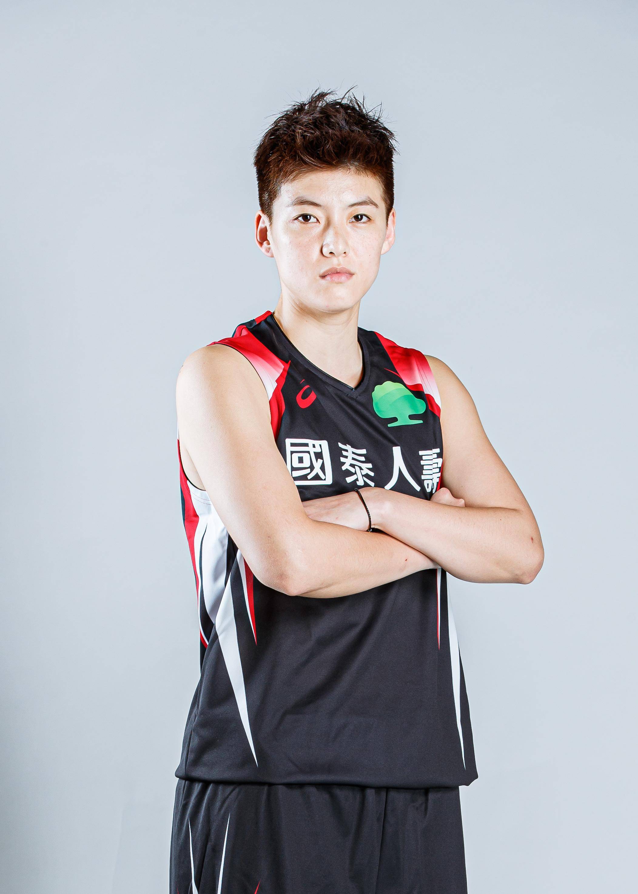 https://img.400piao.cn/img/basketball/player/844b6aeb80259a2adaa5c6301efc1996.png